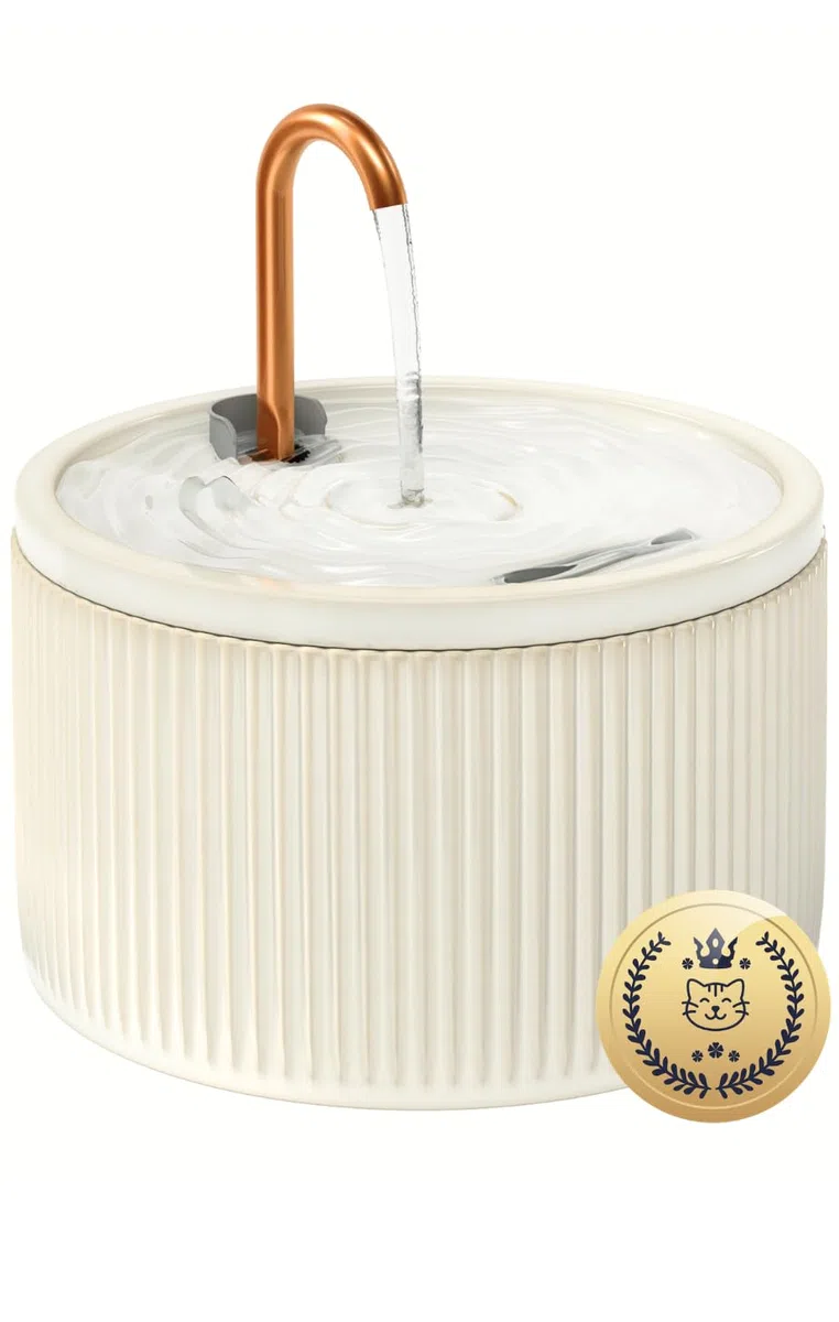 MISFANS Fuente de Cerámica para Gatos 2,1 L con Tubo de Cobre, Bebedero Automático Silencioso para Gatos y Mascotas, Doble Sistema de Filtración, Fácil de Limpiar e Higiénico, Diseño en Relieve Elegan