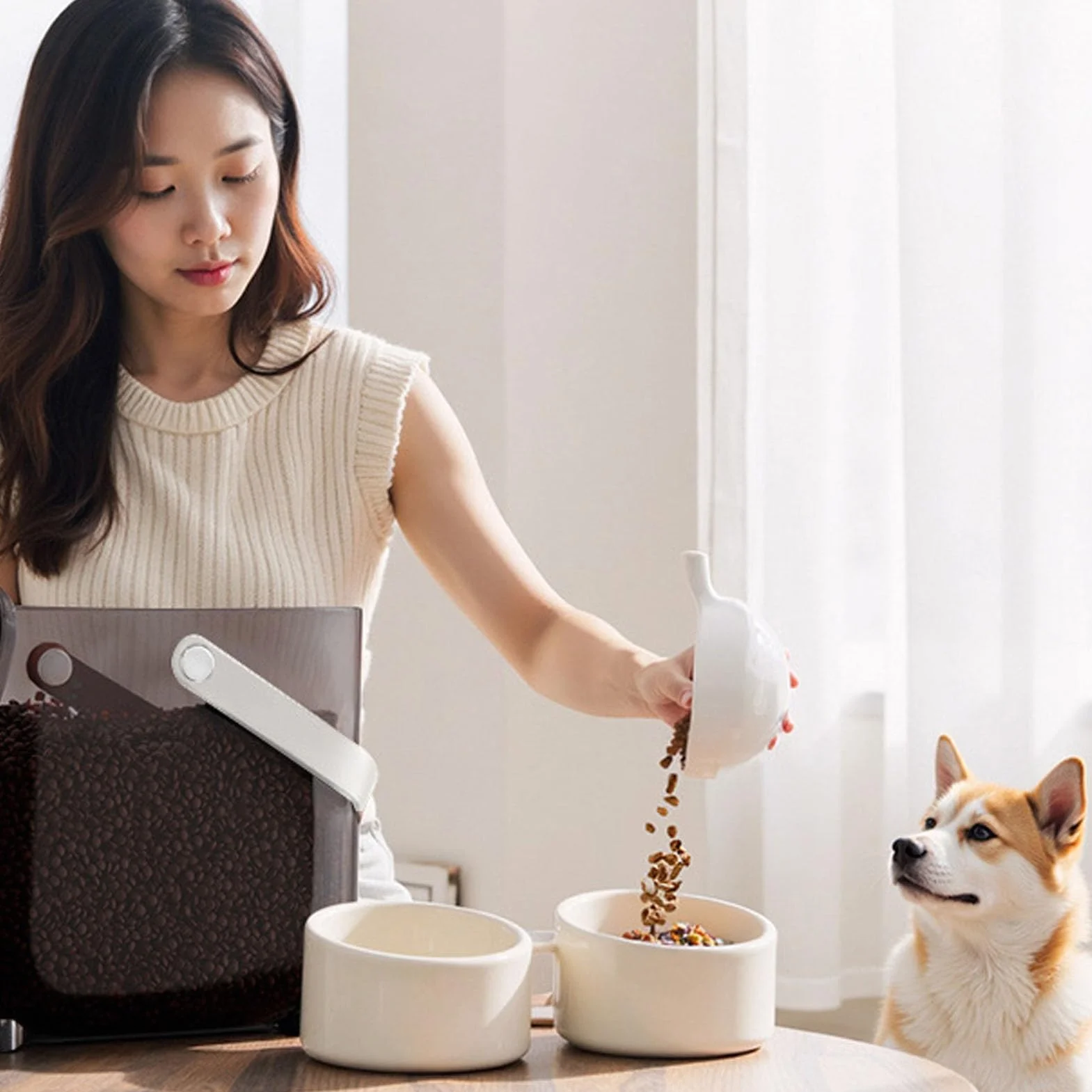 Luocute Contenedor de Comida para Mascotas con Sellado Al Vacío, Contenedor Hermético de Gran Capacidad para Almacenamiento de Alimentos para Mascotas con Tecnología de Vacío