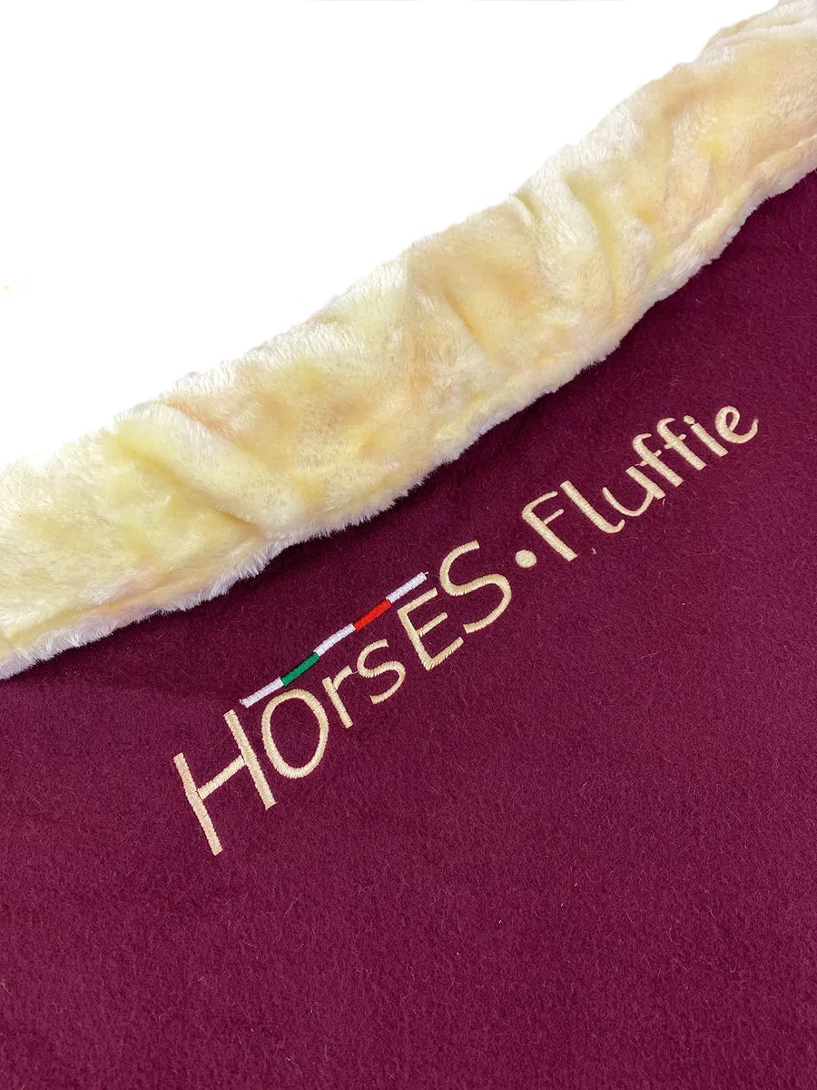 Horses, Manta Polar para Caballos Fluffie con Inserción de Borreguito Sintético en el Cuello, Ideal como Manta de Secado o para Paseos (128 cm, Burdeos)