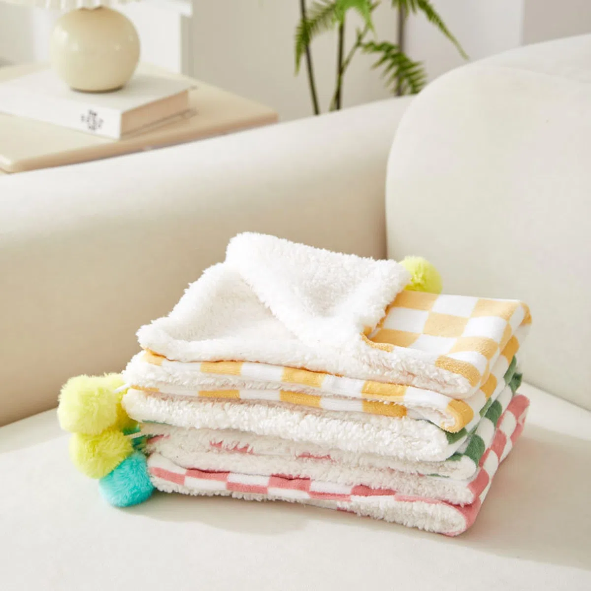 Mantas para perros, cojines para mascotas, protección suave para sofá y cama, manta calmante para gatos, manta protectora de muebles, lavable a máquina, antiarañazos (amarillo, 4 piezas, 100 x