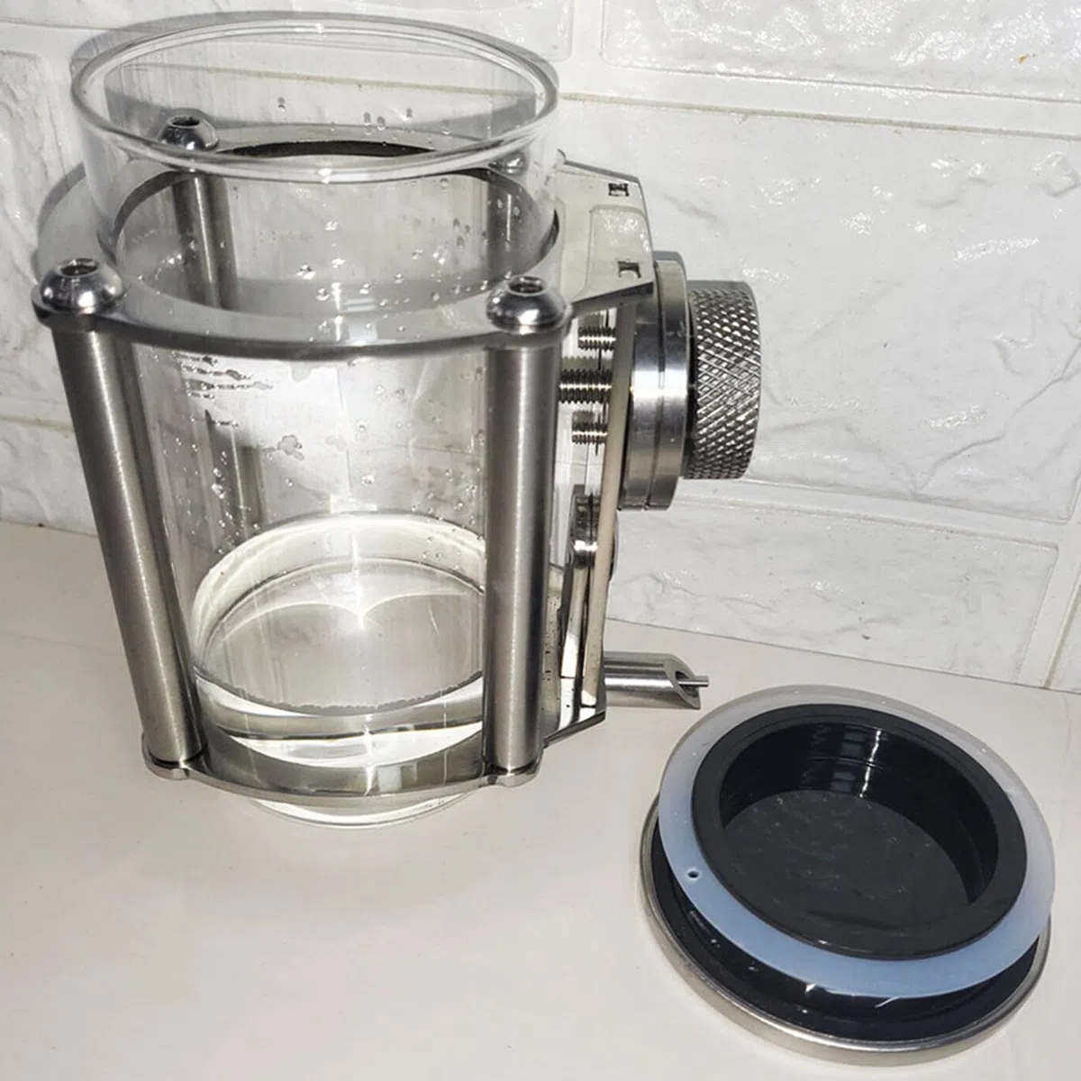 Dispensador de agua para mascotas, botella colgante de acero inoxidable sin goteo para pájaros, loros, conejos y animales pequeños, capacidad de 50 ml/1000 ml