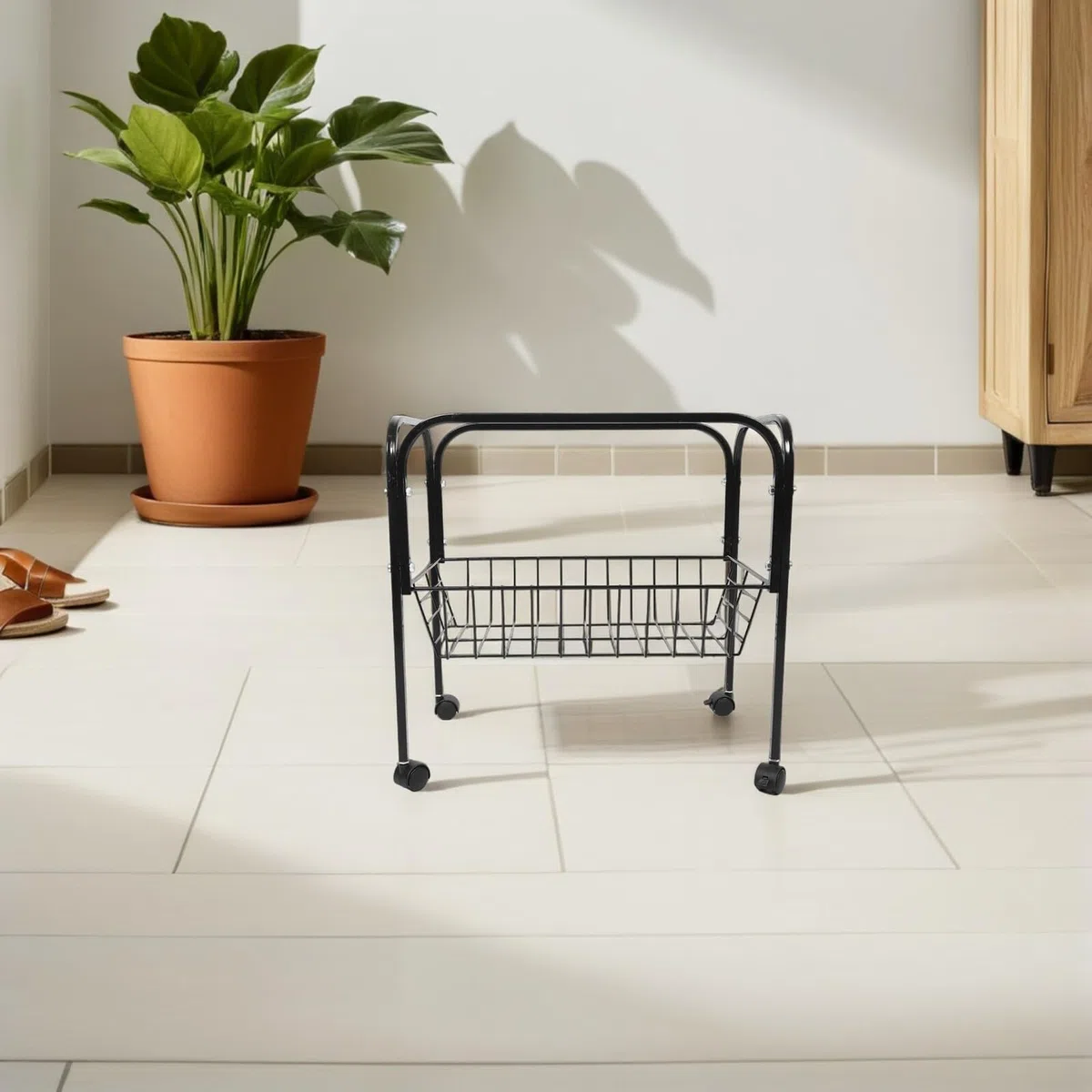 Hohopeti Soporte para Jaula de Pájaros Negro con Ruedas, Base Metálica de 45x45 Cm, Estante de Almacenamiento Integrado, Soporte para Jaulas Pequeñas de Pájaros y Hámster, Adecuado