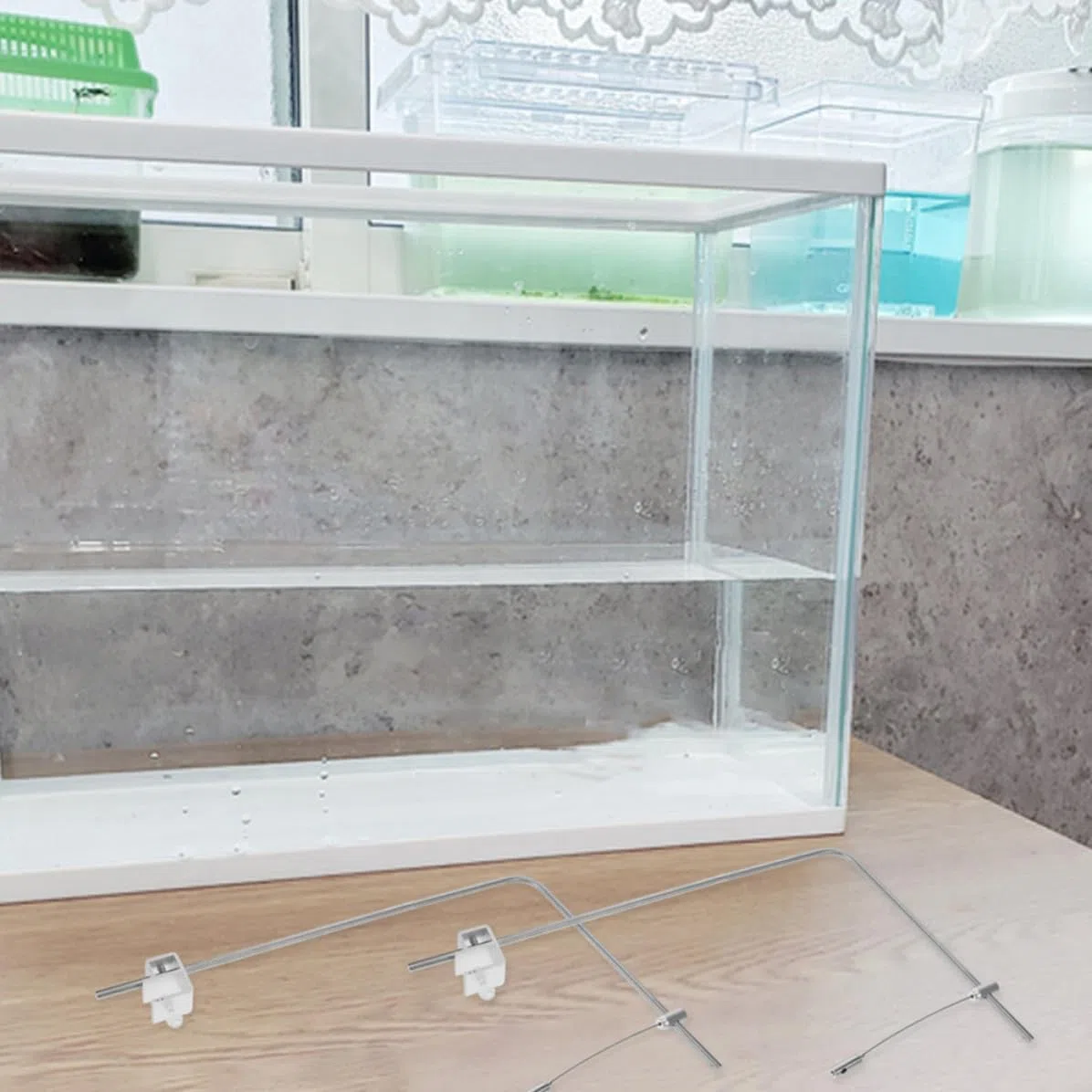 CLISPEED Soporte de Luz Diseño Ajustable 4 Piezas para Acuario de Aleación de Aluminio y Compatibilidad Versátil para Tanques de Agua Dulce y Salada