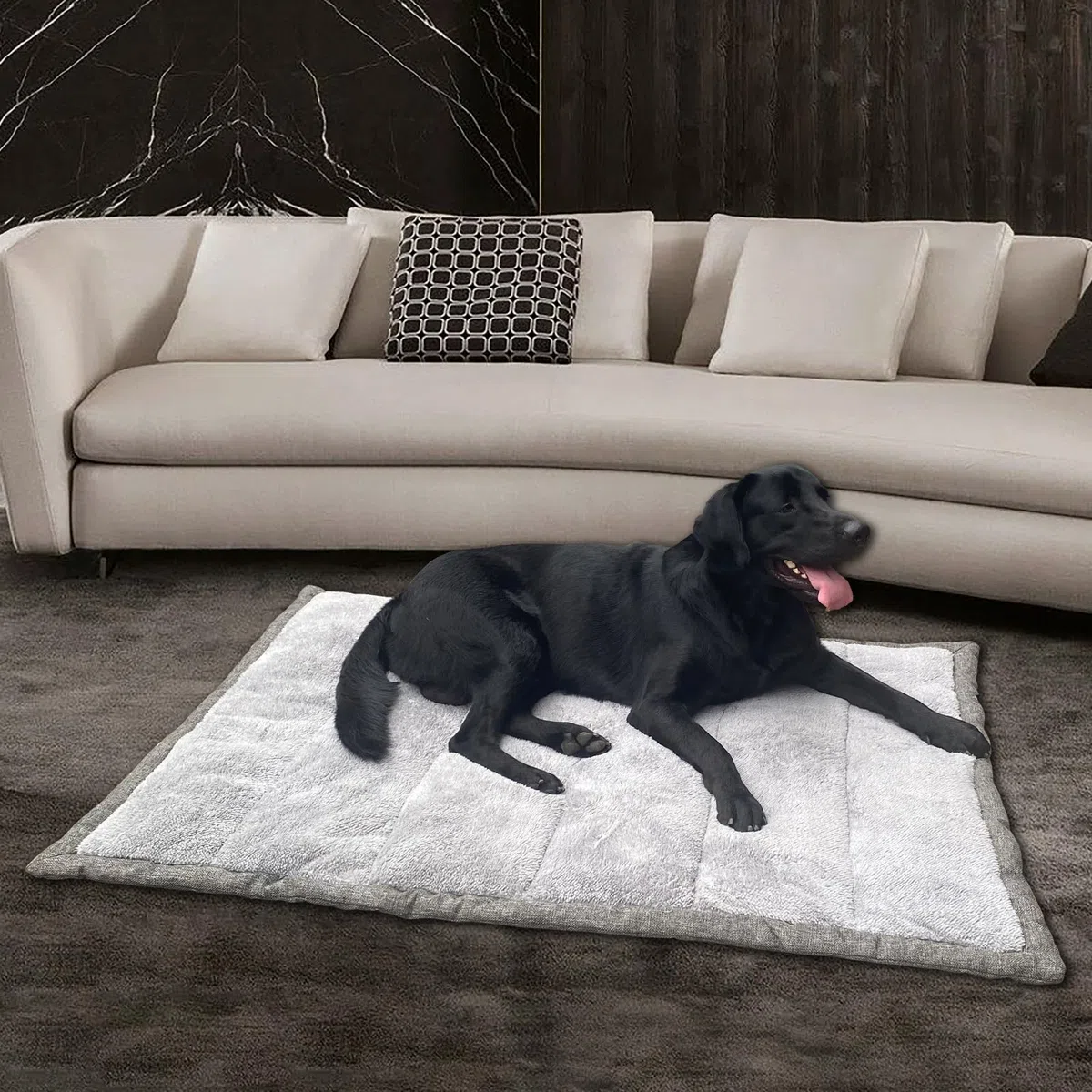 Rollup Cama para perros al aire libre, colchonetas de viaje para perros medianos y grandes, portátil, plegable, lavable a máquina, accesorios para mascotas para máxima comodidad, 36 x 23 pulgadas,