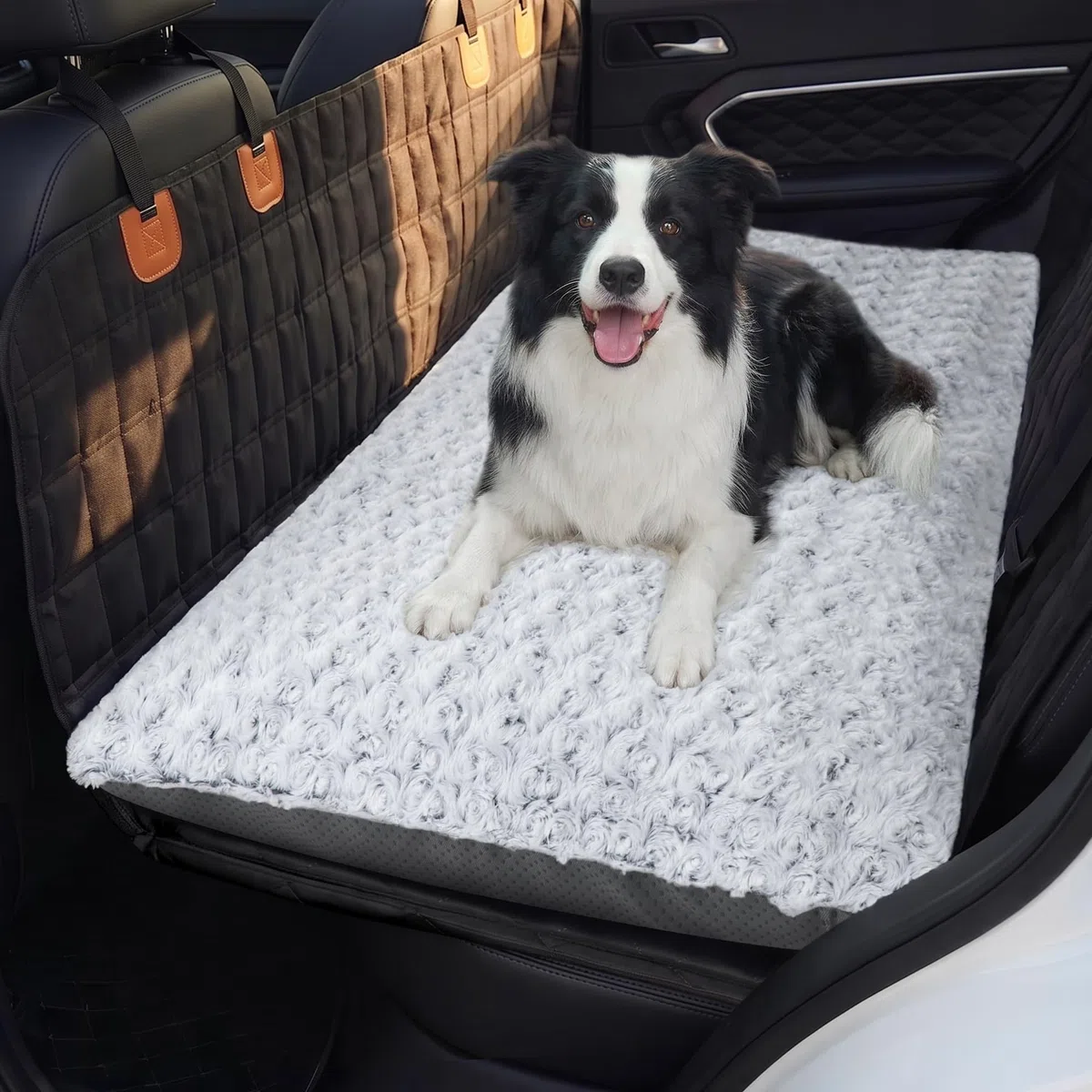 Loiion Cama Perro Coche Asiento, Alfombra Antideslizante, 122x62x7cm | Funda Asiento Coche Perro, Cama Perro Desenfundable y Lavable, Impermeable, Desmontable Lavable