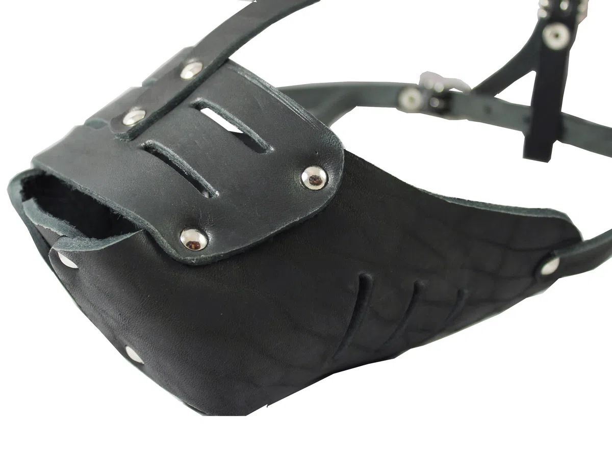 Bozal de piel auténtica para perro #130, color negro – Rottweiler, Boxer (circunferencia 34,3 cm, longitud del hocico 8,9 cm)