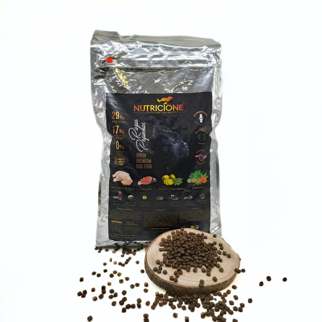 Pienso Grain Free para Perros de Razas Pequeñas - Carne Fresca de Pollo y Salmón | Fórmula Completa para Perros Adultos | 10 kg | Nutrición Balanceada y Sin Cereales