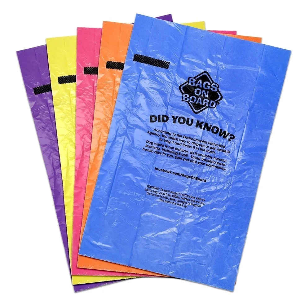 Bags On Board Hundekotbeutel – Stark und auslaufsicher – 840 Regenbogenbeutel
