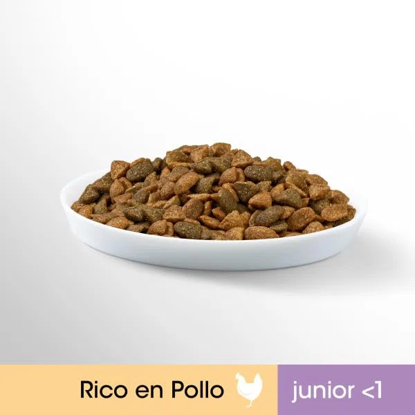 Pienso para Gatos Esterilizados Junior Sabor Pollo 750g