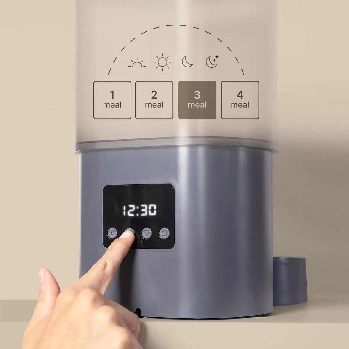 Ufesa Comedero Dispensador Automático para Mascotas 3L, Programable hasta 4 Comidas Diarias, Bol de Acero Inoxidable, Cable USB Antimordeduras, Sistema Antiobstrucción, Cierre Infantil y Alarma Sonora
